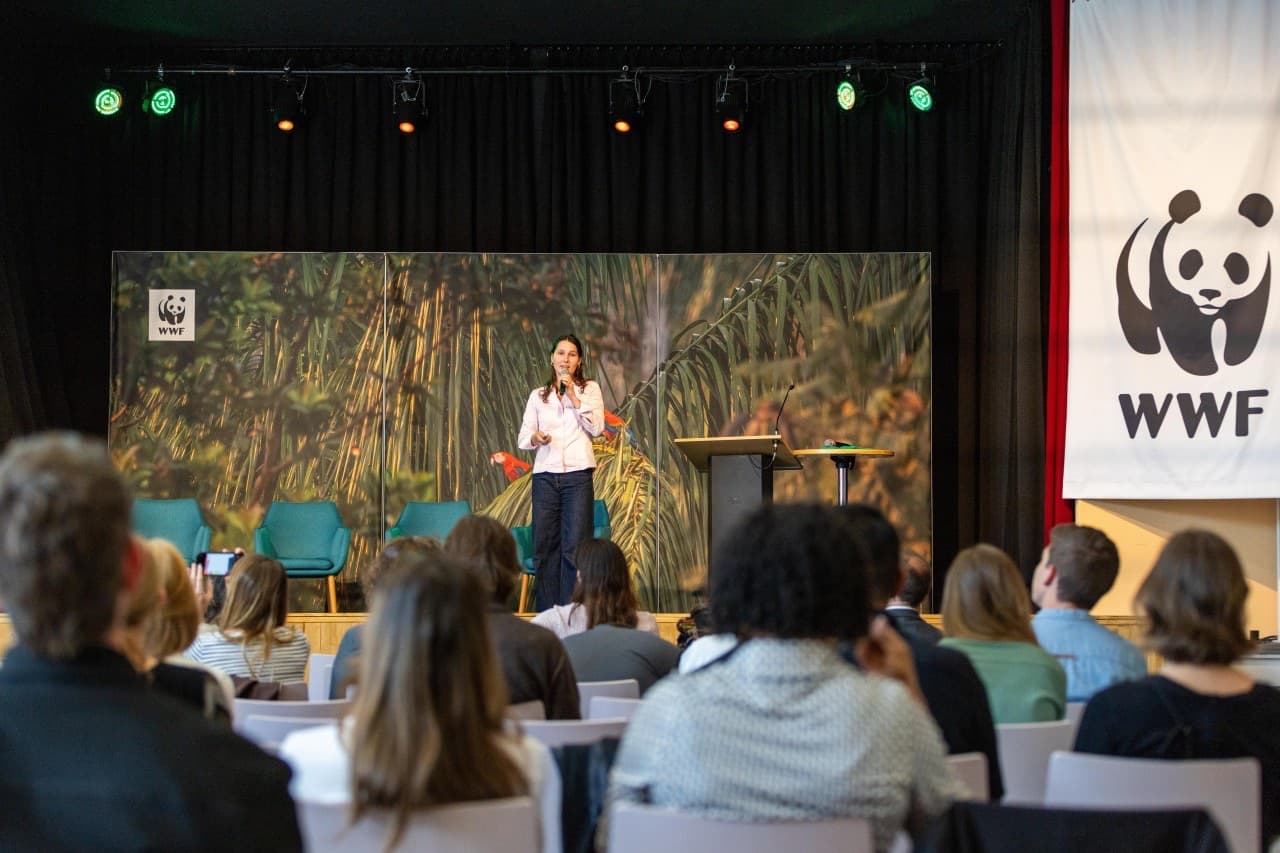 Victoria giving a keynote at WWF's Biodiversity in Cocoa event